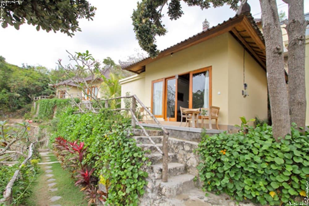 Lembongan Cliff Villas Extérieur photo