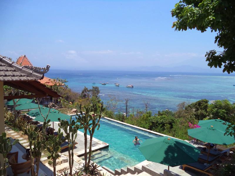 Lembongan Cliff Villas Extérieur photo