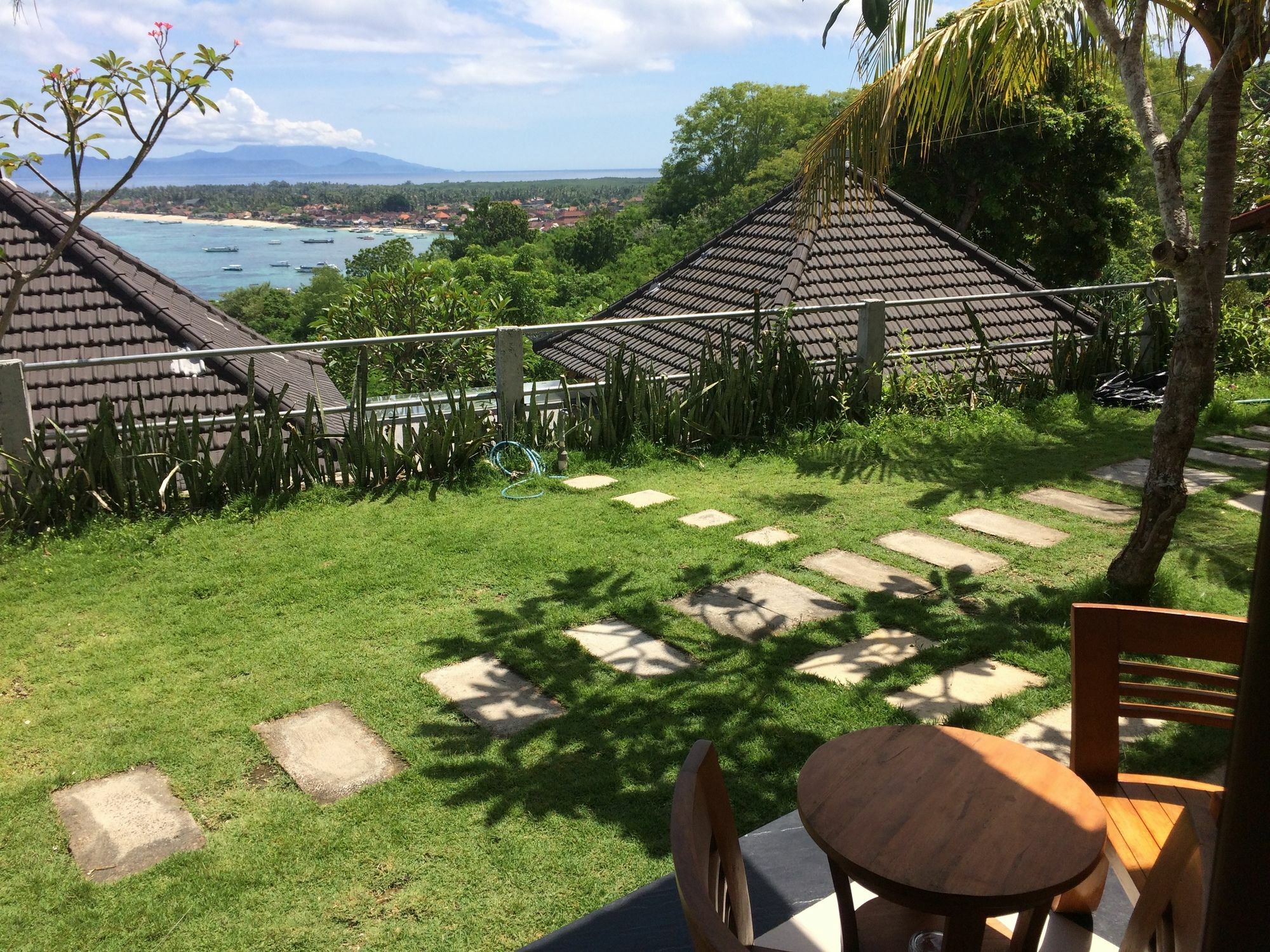 Lembongan Cliff Villas Extérieur photo